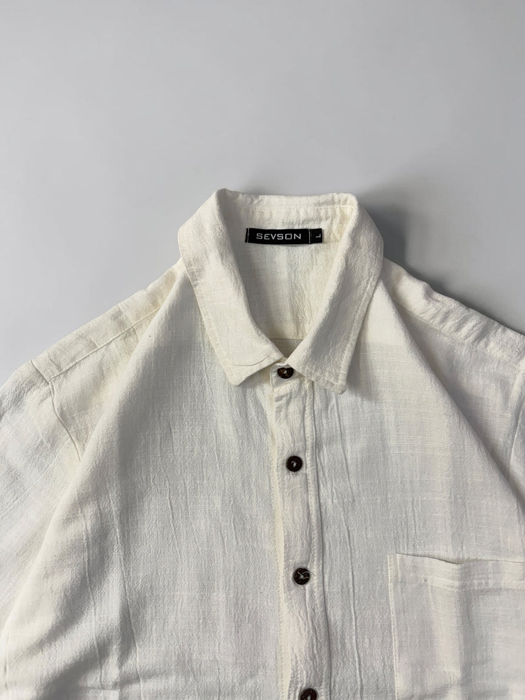 WHITE BOXY SHIRT